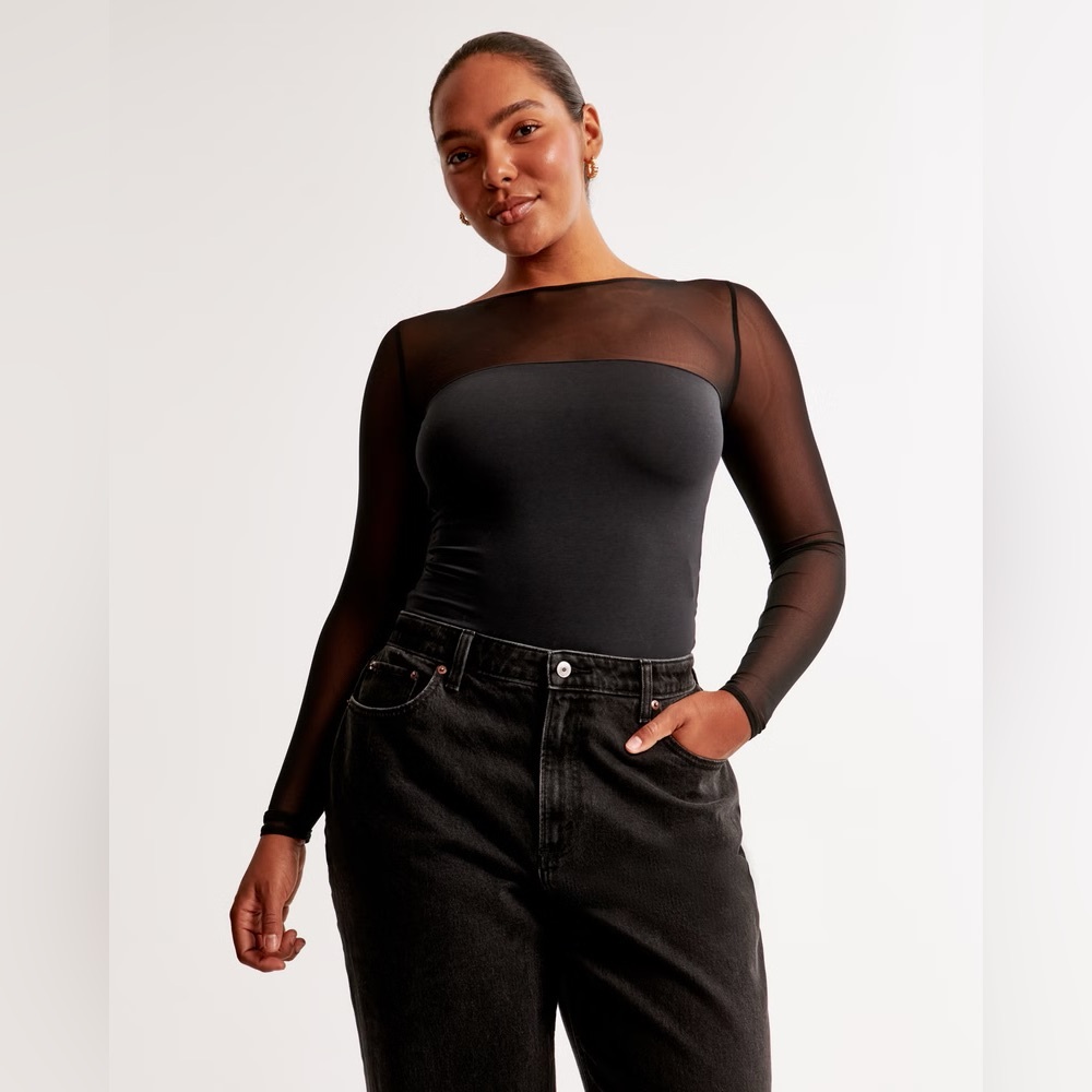 Long-Sleeve Mesh Slash Bodysuit Black XS